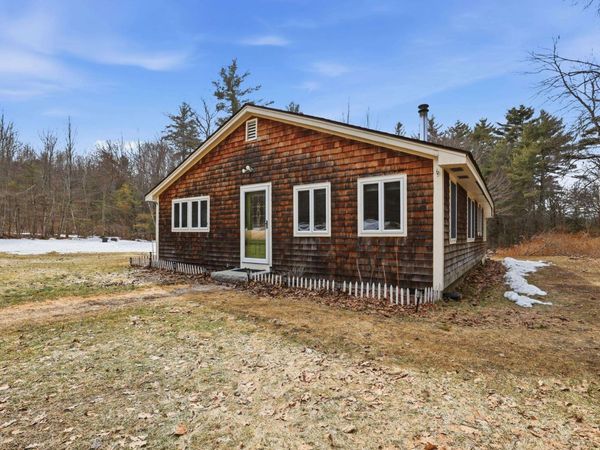 535 Old Greenfield Road, Peterborough, NH 03458