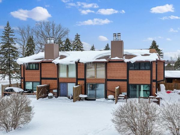 1000 MORAINE WAY, Unit 4, Green Bay, WI 54303