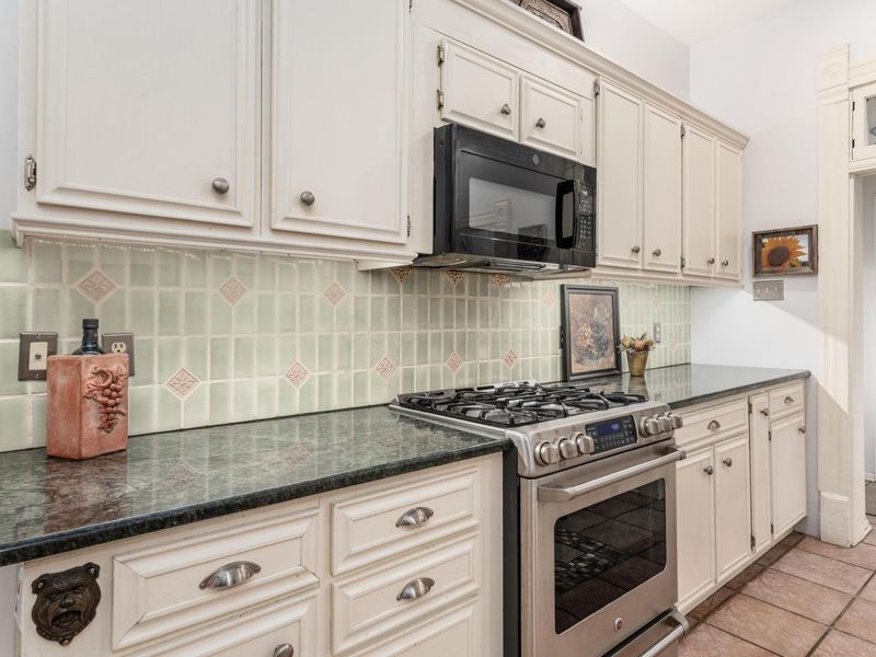 80 W Starr Avenue, Columbus, OH 43201 Photo 15