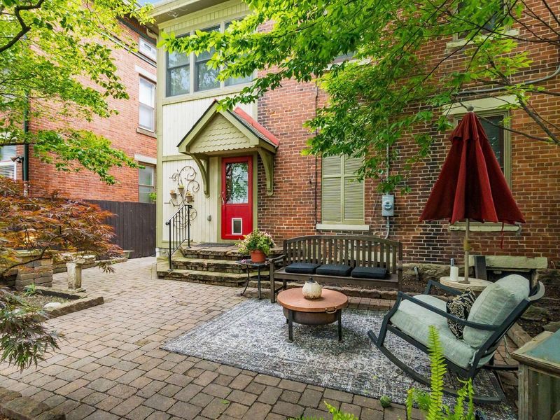 80 W Starr Avenue, Columbus, OH 43201 Photo 3