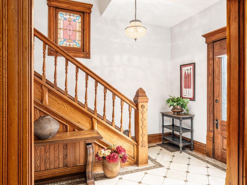 80 W Starr Avenue, Columbus, OH 43201 Photo 6