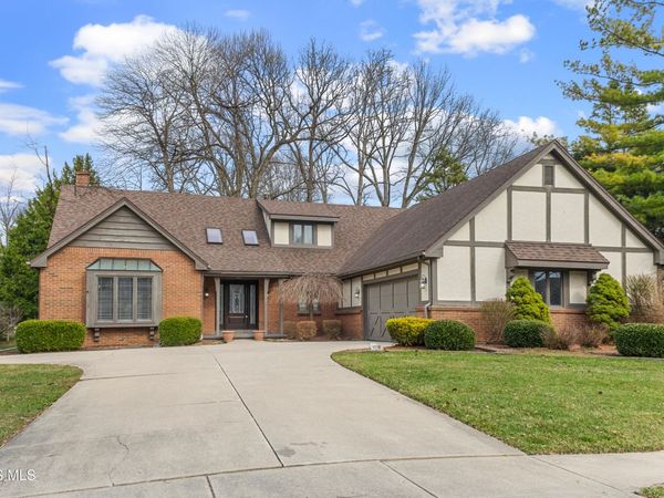 5310 Turnberry Lane, Sylvania, OH 43560