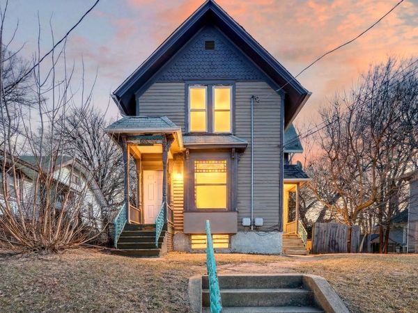 801 N Winnebago Street , Rockford, IL 61103