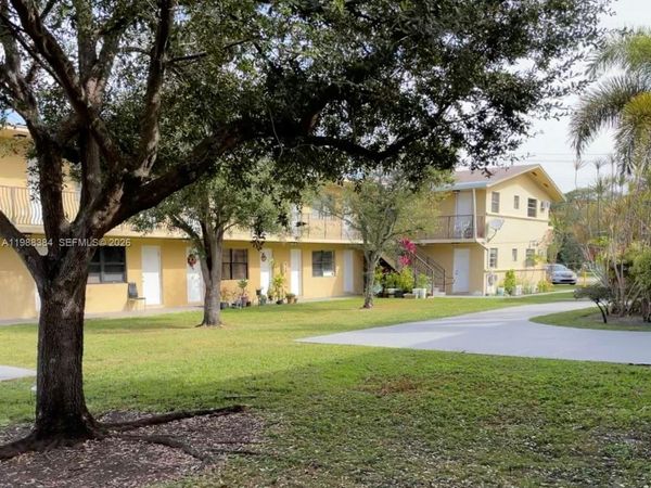 4450 SW 67th Ave, Unit I, Miami, FL 33155