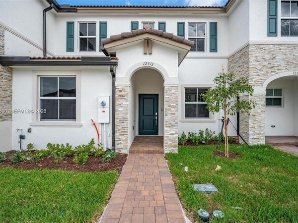 12313 NW 23rd Court , Miami, FL 33167