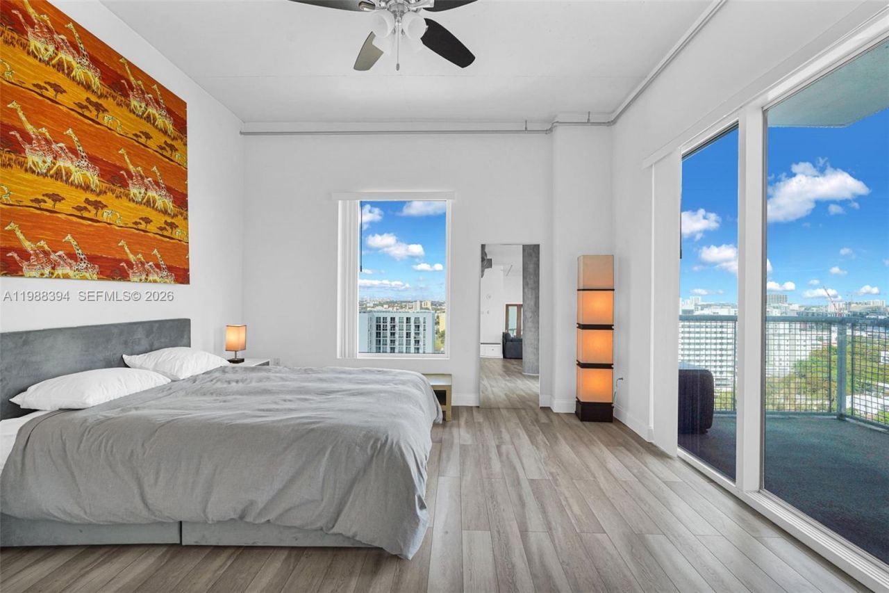 10 SW South River Dr , Unit 1615, Miami, FL 33130 Photo