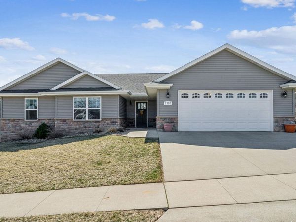 2110 Cobalt Court, Dubuque, IA 52001