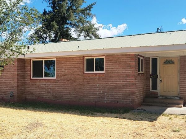 985 NE Crest Drive, Prineville, OR 97754