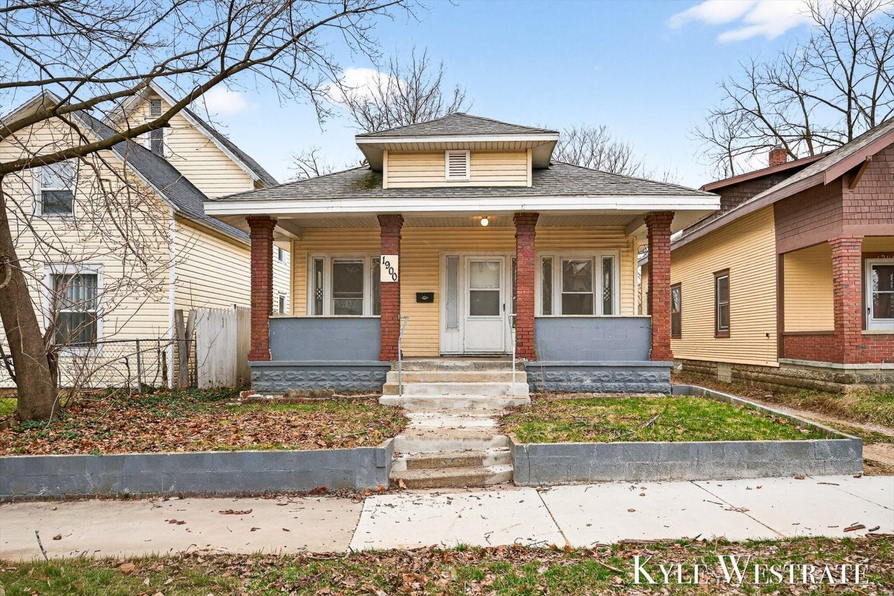 1900 Francis Avenue Se, Grand Rapids, MI 49507 Main Photo