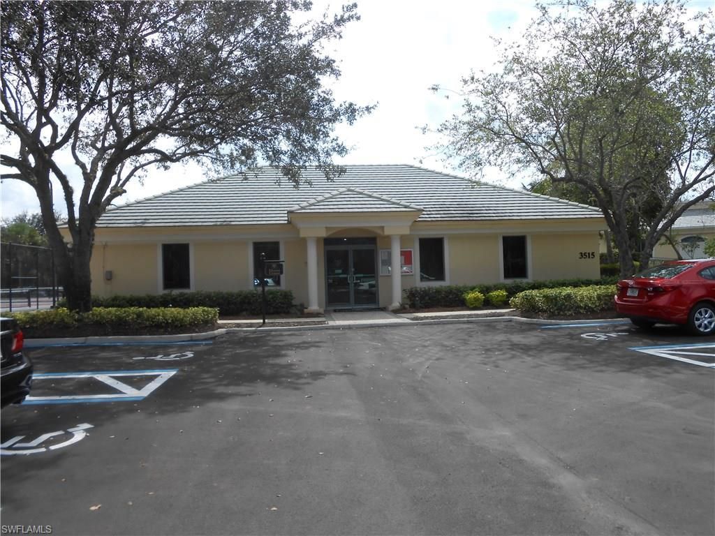 2855 Cypress Trace Circle, Unit 202, Naples, FL 34119 Photo