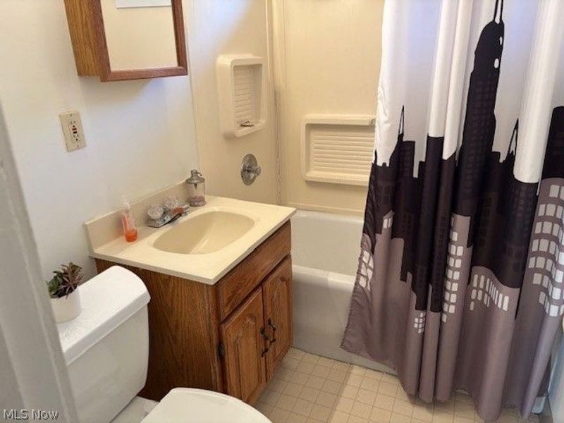 16800 Delaware Avenue, Lakewood, OH 44107 Photo 21