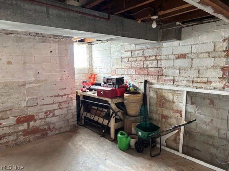 16800 Delaware Avenue, Lakewood, OH 44107 Photo 31