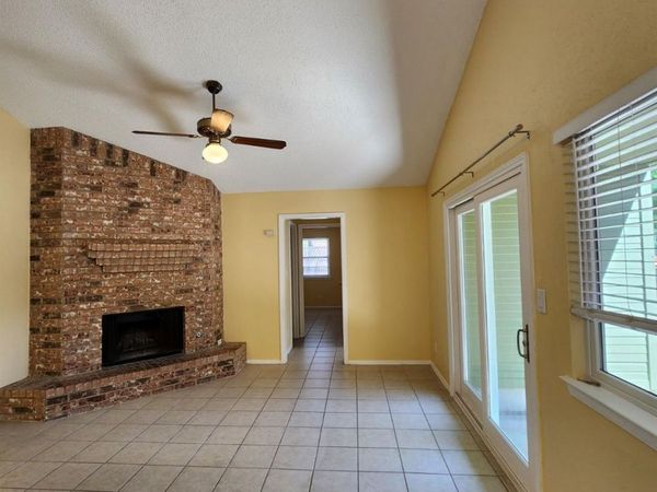 2610 Garrettson DR , Unit B, Austin, TX 78748