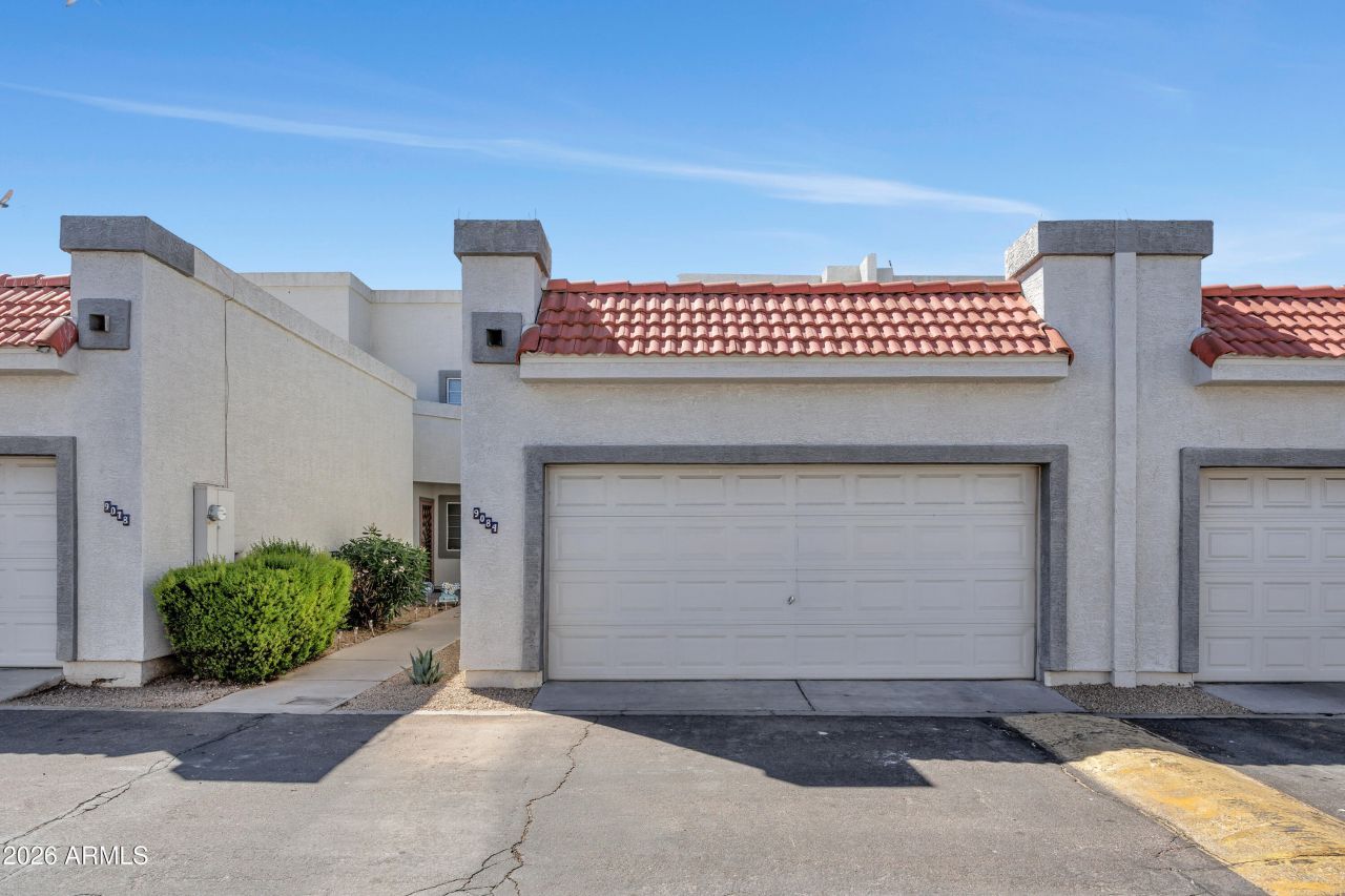 9084 N 47th Lane, Glendale, AZ 85302 Main Photo