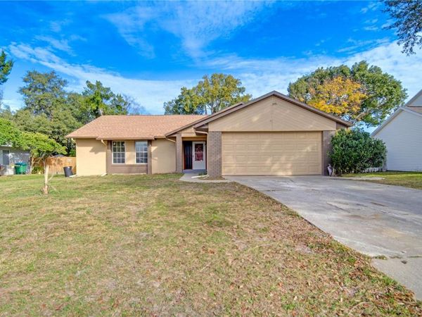 600 EVERETT STREET , DELTONA, FL 32725