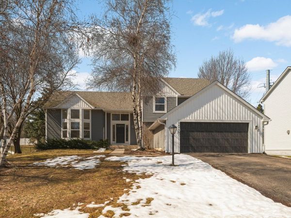 16795 Illinois Avenue, Lakeville, MN 55044