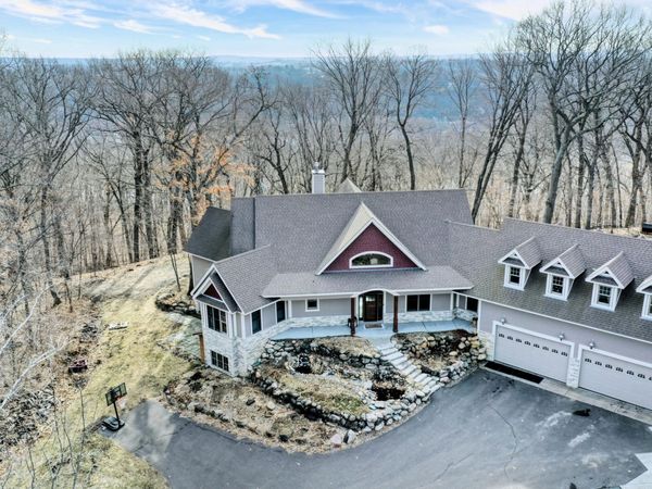 19155 263rd Street, Shafer, MN 55074