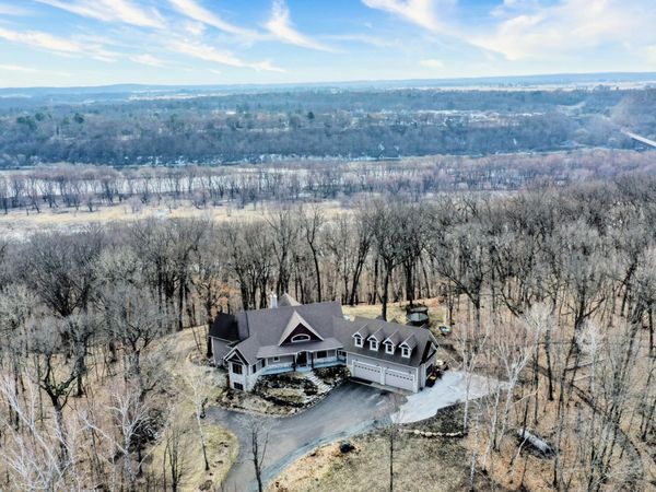 19155 263rd Street, Shafer, MN 55074