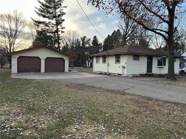 225 Church Street, Woodville, WI 54028