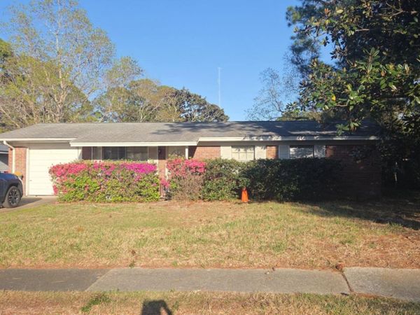 224 SW Deluna Road, Fort Walton Beach, FL 32548