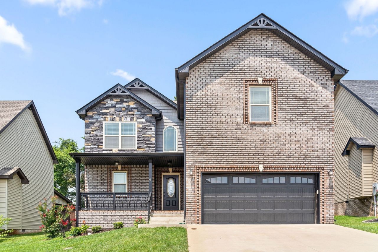 1533 Ellie Piper Cir, Clarksville, TN 37043 Main Photo