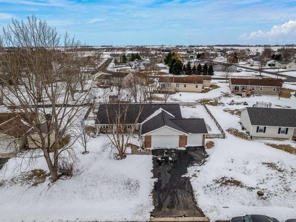 136 Harvest Glenn Drive , Davis Junction, IL 61020