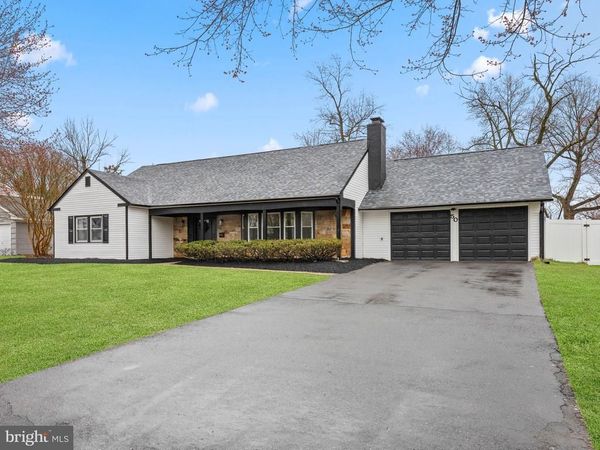 50 TWEEDSTONE LANE , WILLINGBORO, NJ 08046