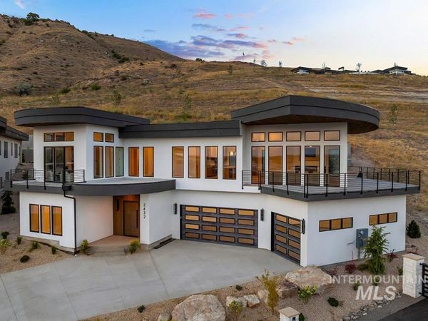 2432 S Globe Lane, Boise, ID 83716