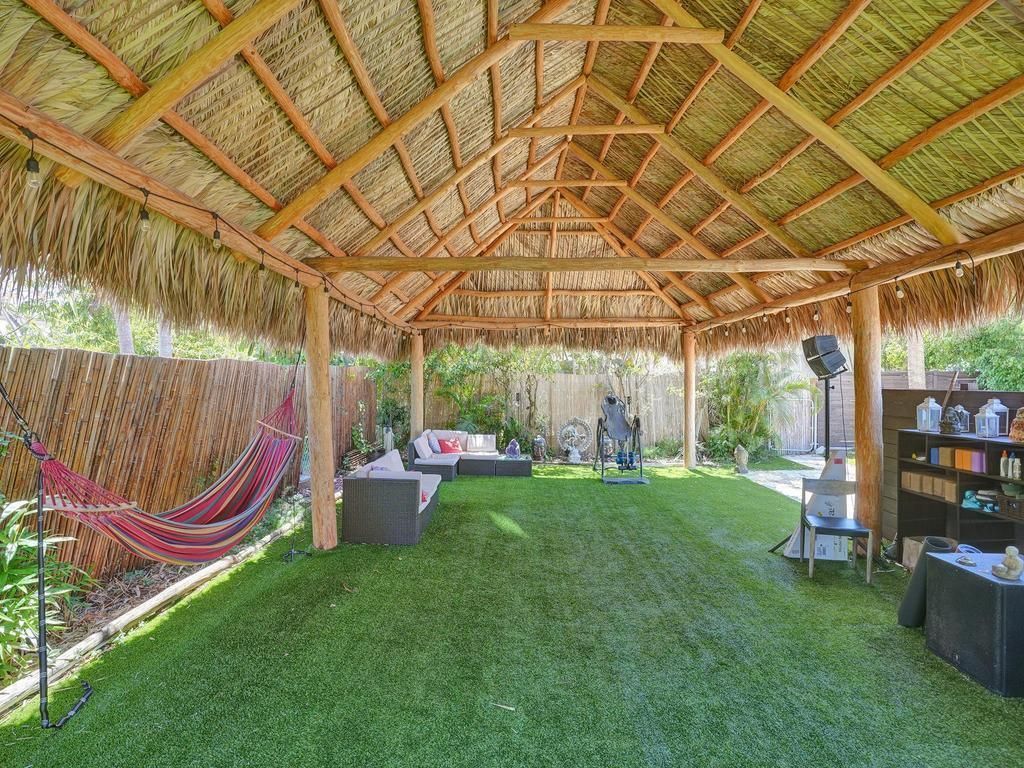 2099 NE 4th Court, Boca Raton, FL 33431 Photo