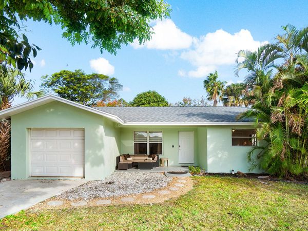 411 SW 1st Avenue, Boynton Beach, FL 33435