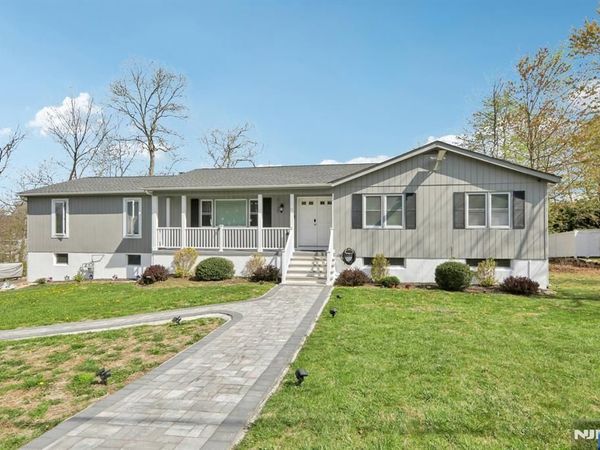 24 Yacht Club Drive, Jefferson Township, NJ 07849