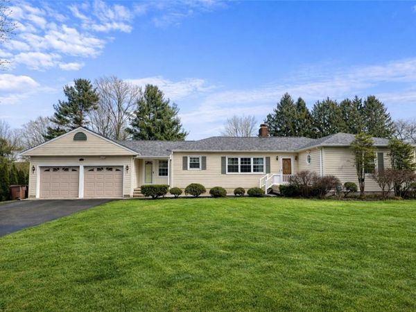 460 N Maple Street, Mercer, PA 16137