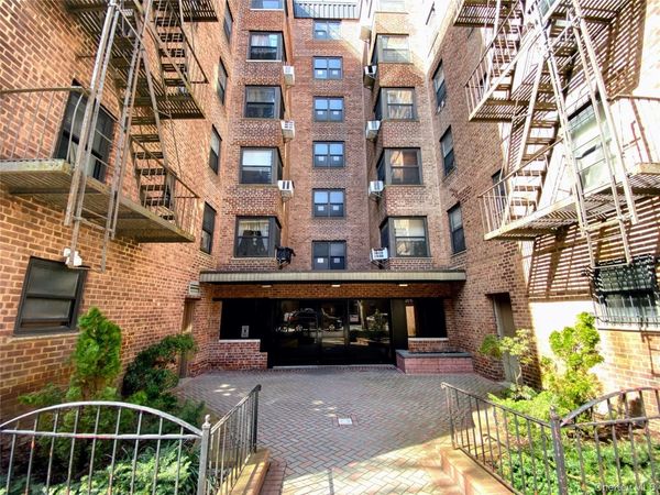 90-09 Northern Boulevard , Unit 303, Jackson Heights, NY 11372