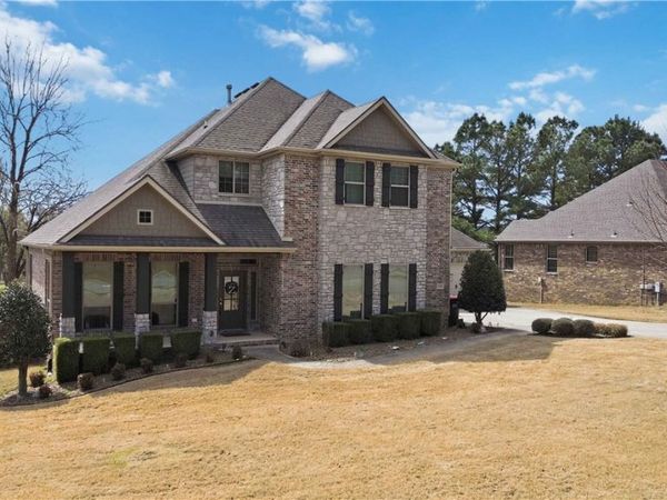 5125 Sagely Lane, Fayetteville, AR 72703