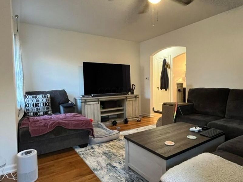 261 Lowell Road , Columbus, OH 43209 Photo 3