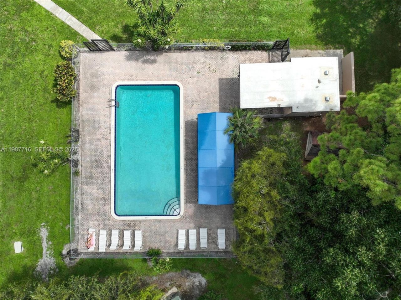 9450 Live Oak Pl , Unit 102, Davie, FL 33324 Photo