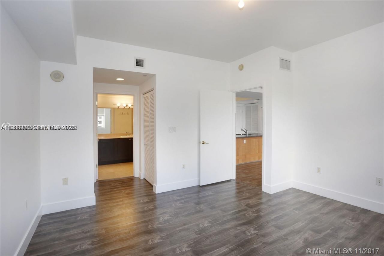 4100 Salzedo St , Unit 806, Coral Gables, FL 33146 Photo