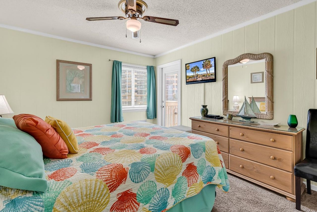 9660 Shore Dr.  Photo 13