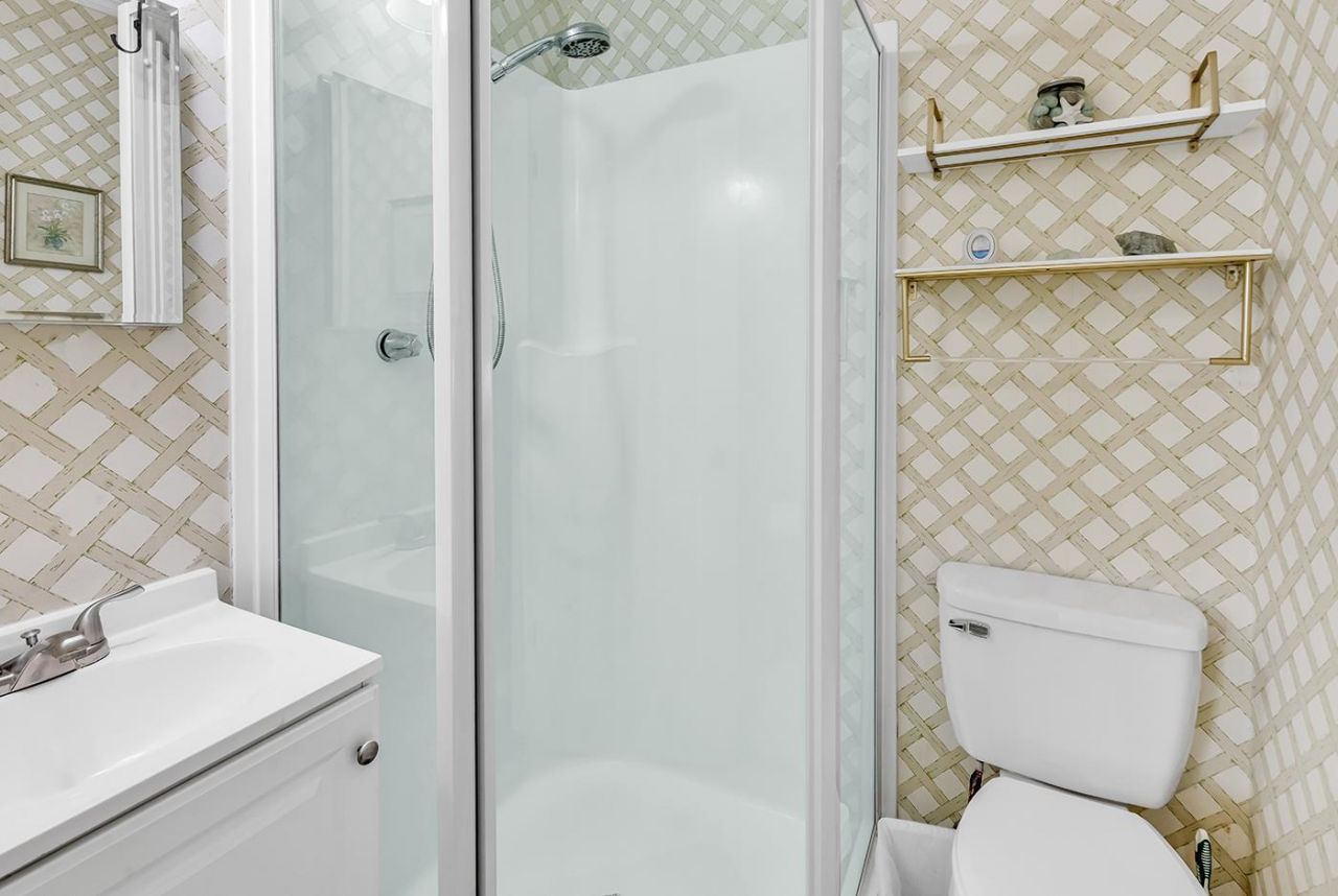 9660 Shore Dr.  Photo 14