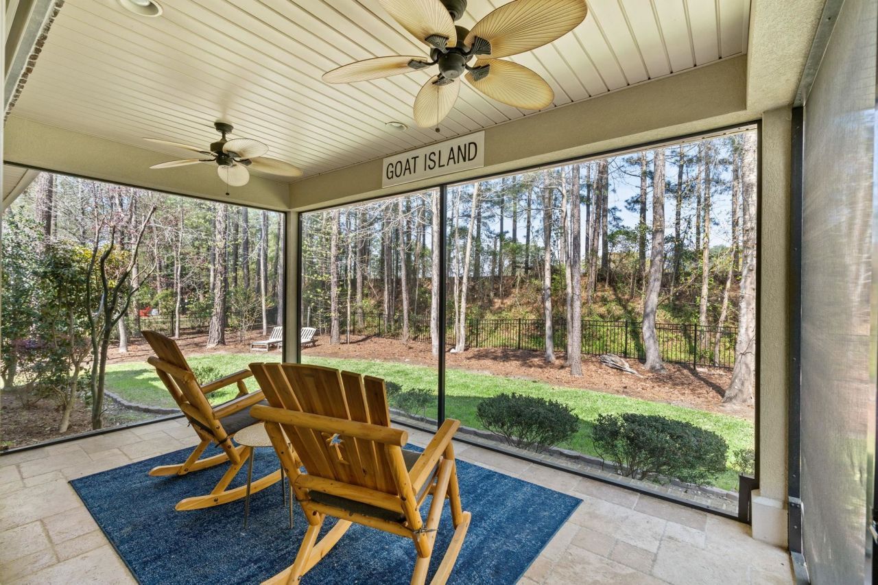 292 Chamberlin Dr. Photo 41