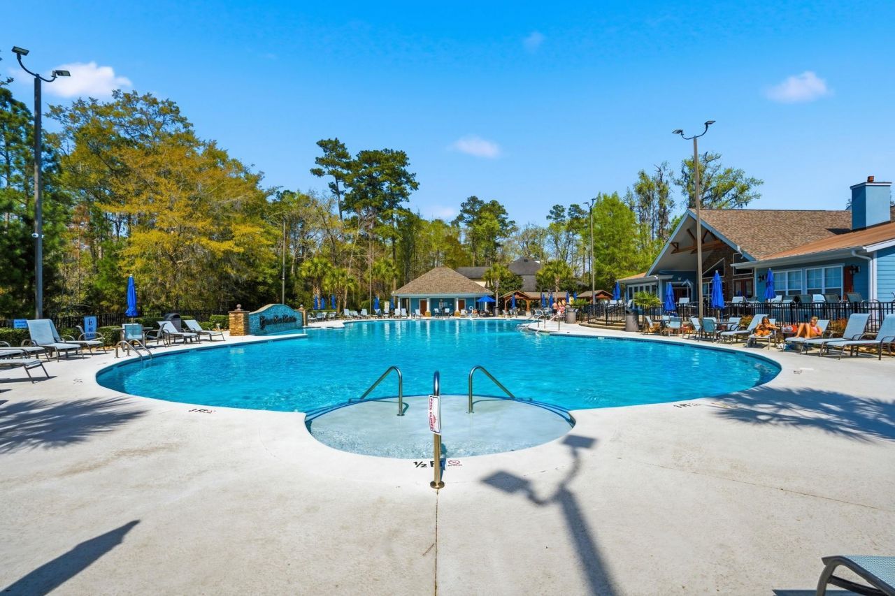 292 Chamberlin Dr. Photo 73