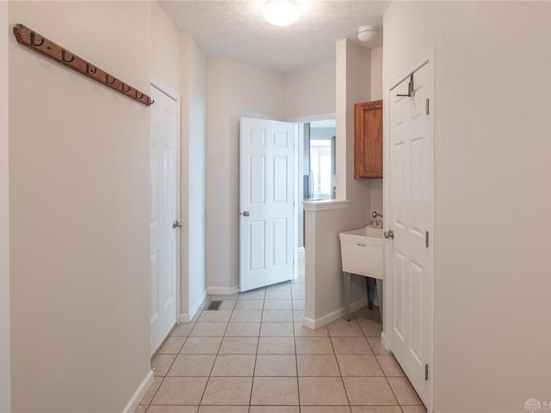 4137 Lavina Court, Beavercreek, OH 45431 Photo 24