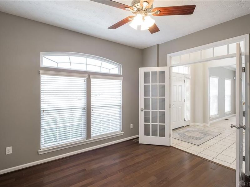 4137 Lavina Court, Beavercreek, OH 45431 Photo 6