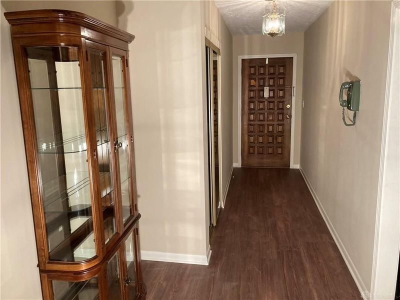 3050 Valerie Arms Drive, Harrison Township, OH 45405 Photo 3