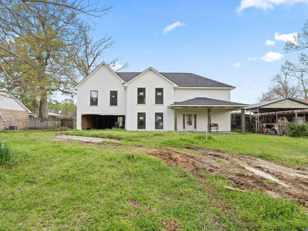 44431 Lakewood Dr, Prairieville, LA 70769
