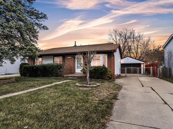 29210 Florence Street, Garden City, MI 48135