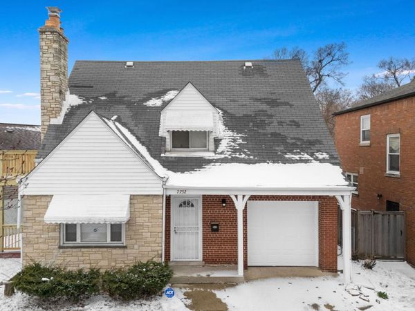 7732 S Paxton Avenue , Chicago, IL 60649