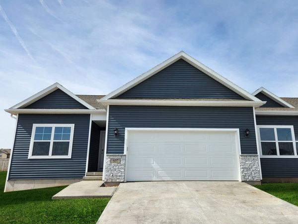 721 Maddie Lane , Tiffin, IA 52340