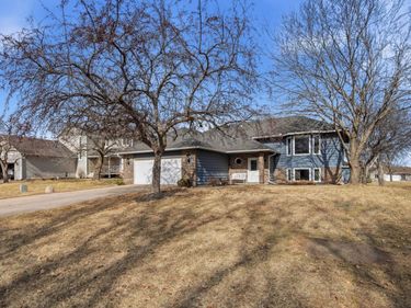 9118 Ashley Terrace, Brooklyn Park, MN 55443