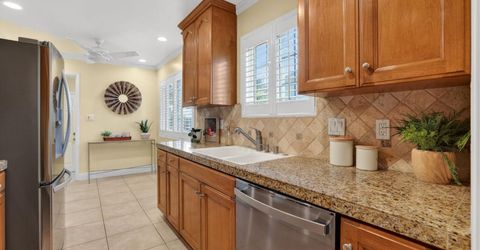 6713 Silverthorne Cir, Sacramento, CA 95842 Photo